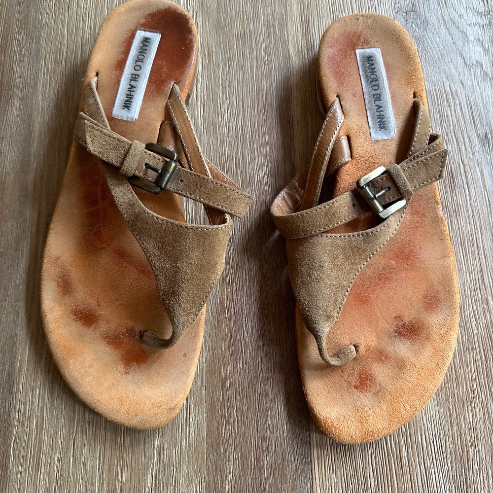 Manolo Blahnik Women’s Sandal 38.5